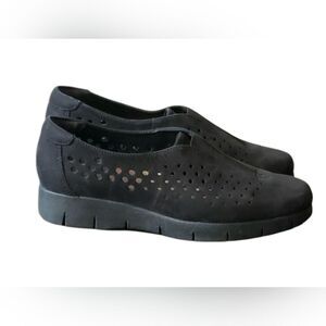 Clarks Women's Daelyn Summit Slip On Black Nubuck Size 7.5 M